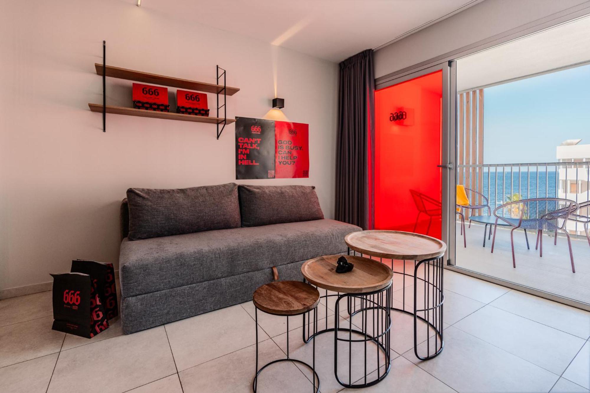 ไรอันส์ อีบิซา อพาร์ตเมนต์ - สำหรับผู้ใหญ่เท่านั้น Aparthotel อิบิซาทาวน์ ภายนอก รูปภาพ