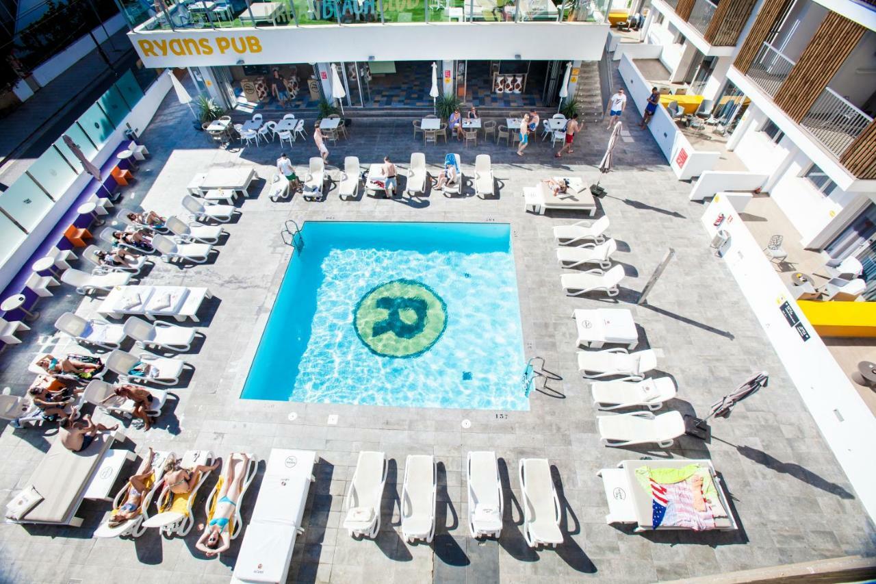 ไรอันส์ อีบิซา อพาร์ตเมนต์ - สำหรับผู้ใหญ่เท่านั้น Aparthotel อิบิซาทาวน์ ภายนอก รูปภาพ